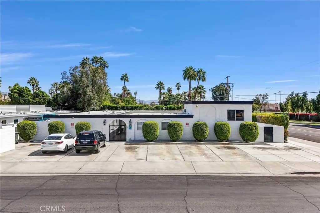 1900 E Baristo Road, Palm Springs, CA — listing photo 1