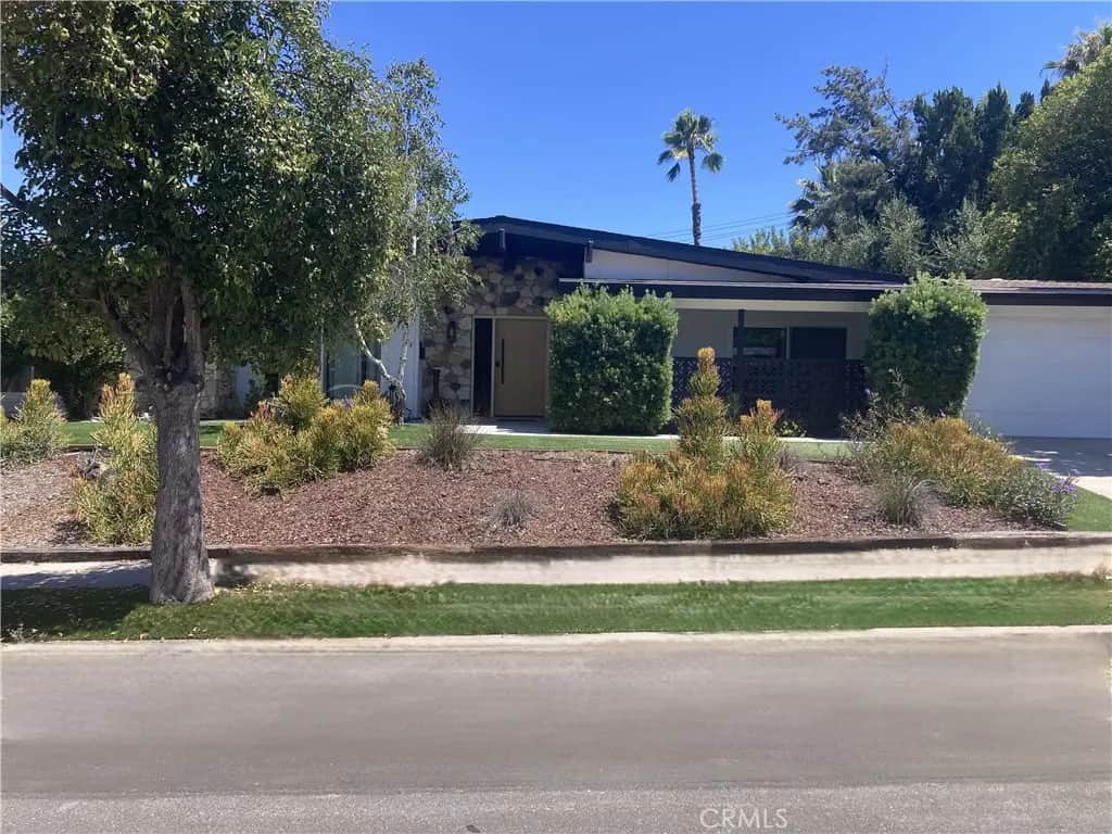 23540 Kivik Street, Woodland Hills, CA — listing photo 1