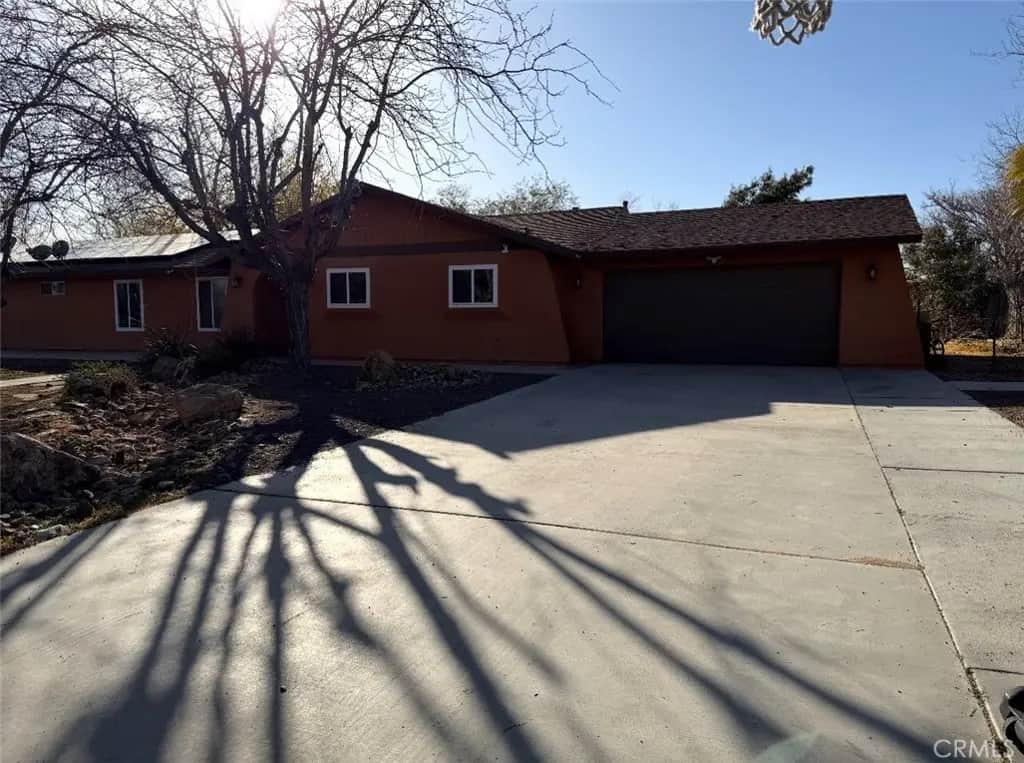 10584 8th, Hesperia, CA — listing photo 1