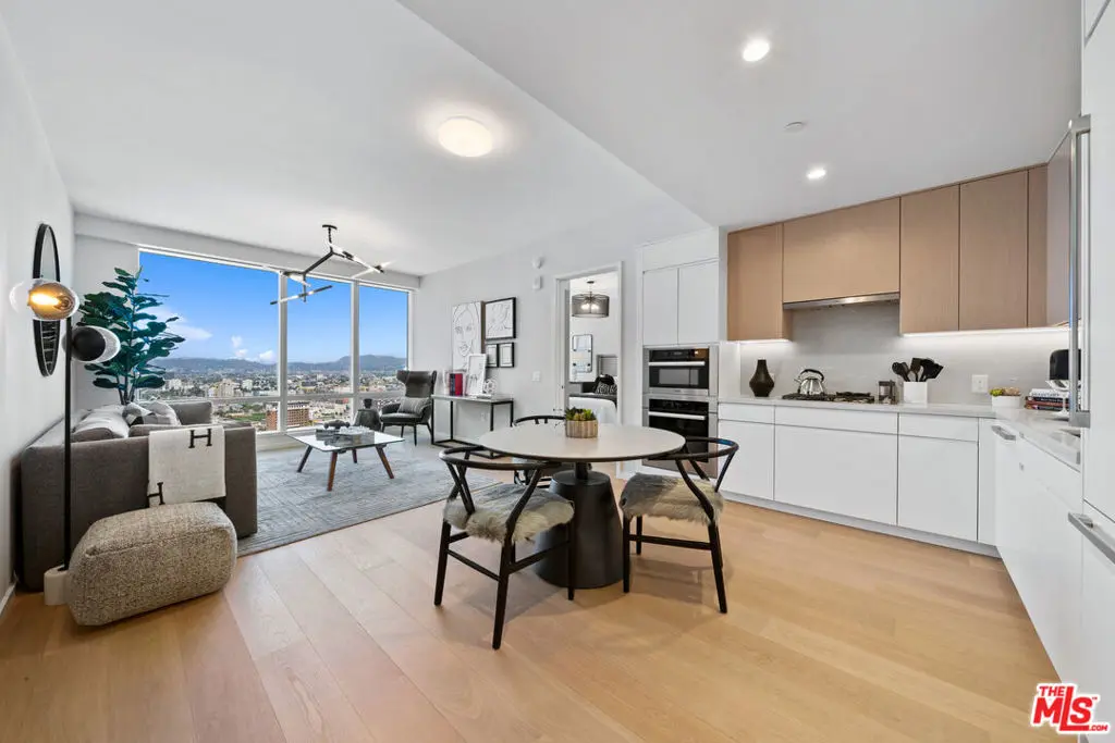 877 Francisco Street 2212, Los Angeles, CA — listing photo 1