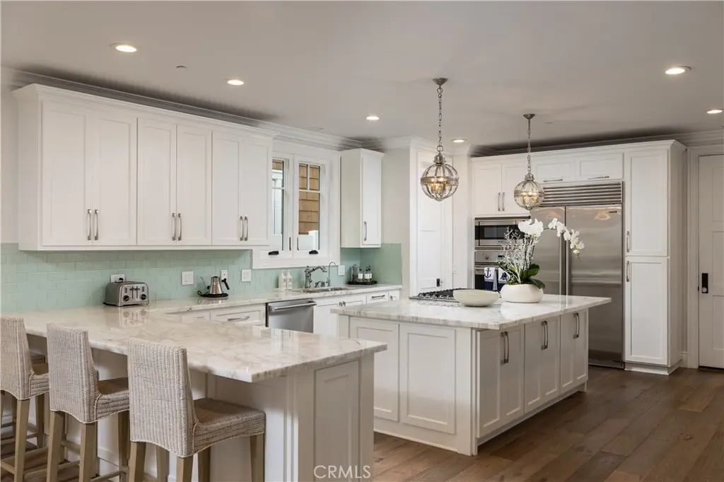1508 E Balboa Boulevard, Newport Beach, CA — listing photo 1
