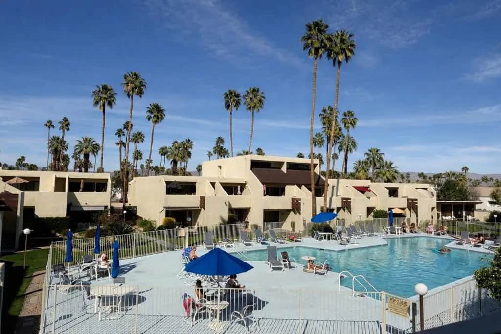 1655 E Palm Canyon Drive 618, Palm Springs, CA — listing photo 1
