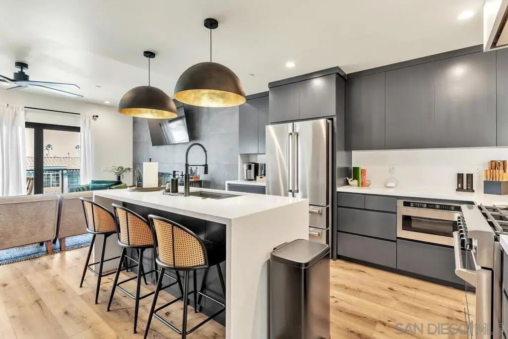 806 N Cleveland St Unit 2 Unit 2 - The Star, Oceanside, CA — listing photo 1
