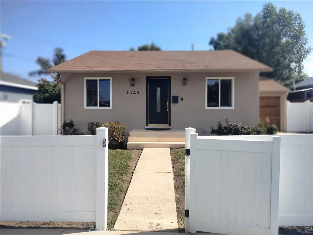 5746 Zelzah Ave, Encino, CA — listing photo 1