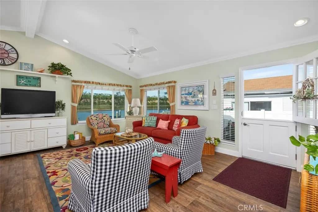 7 Saratoga, Newport Beach, CA — listing photo 1