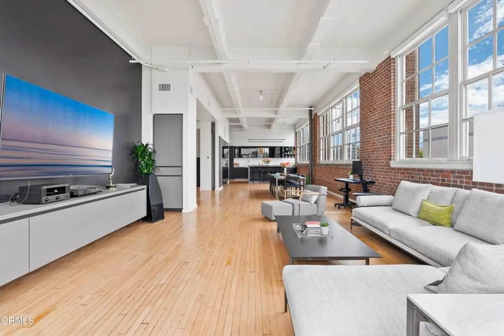 1850 Industrial Street 211, Los Angeles, CA — listing photo 1