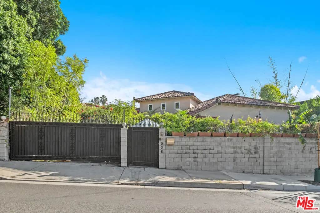 1538 N Crescent Heights Boulevard, West Hollywood, CA — listing photo 1