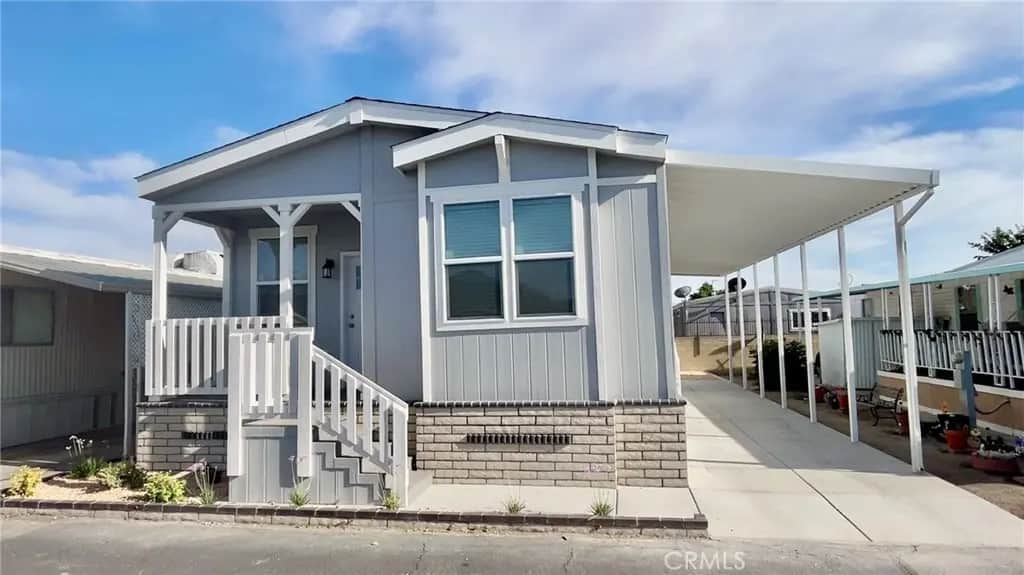 675 W Oakland Avenue F7, Hemet, CA — listing photo 1