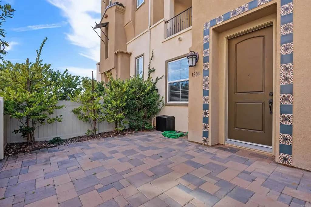 1309 Via Lucero, Oceanside, CA — listing photo 1