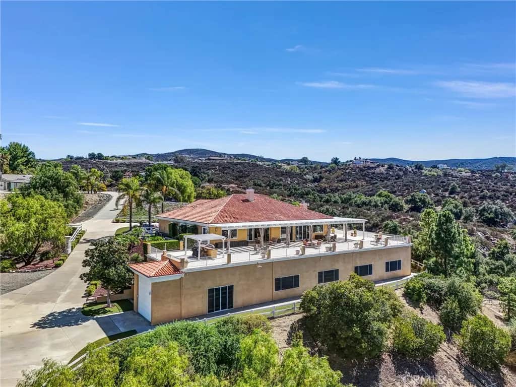 38525 Via De Oro, Temecula, CA — listing photo 1