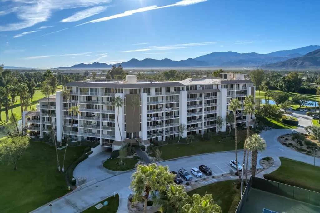 900 Island Drive 106, Rancho Mirage, CA — listing photo 1