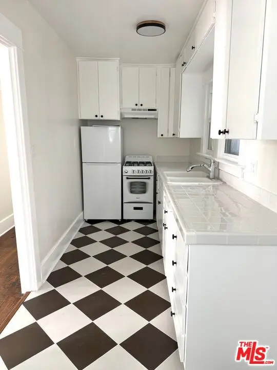 1806 9th Street, Santa Monica, CA — listing photo 1
