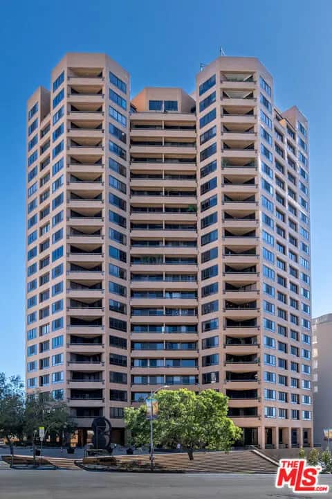 10430 Wilshire Boulevard 704, Los Angeles, CA — listing photo 1