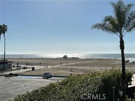 723 Palisades Beach Road 101, Santa Monica, CA — listing photo 1