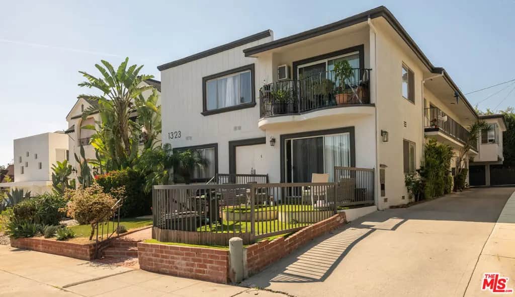1323 S Ridgeley Drive, Los Angeles, CA — listing photo 1