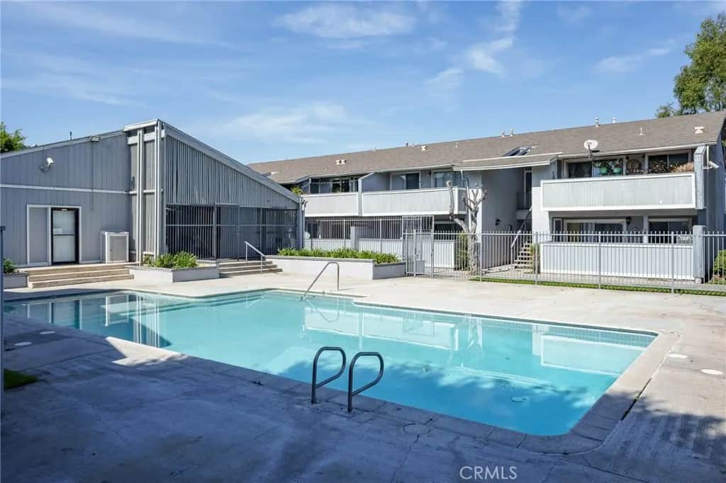 1250 S Brookhurst 2017, Anaheim, CA — listing photo 1