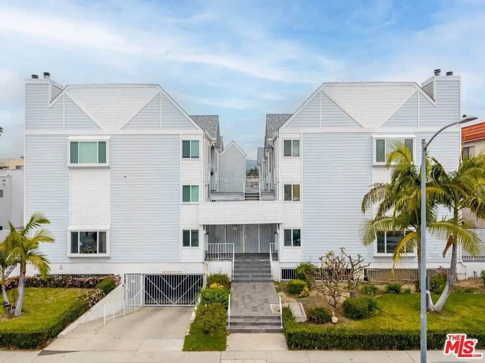 1121 E Wilson Avenue 12, Glendale, CA — listing photo 1