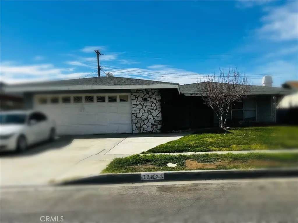 37841 Rudall, Palmdale, CA — listing photo 1