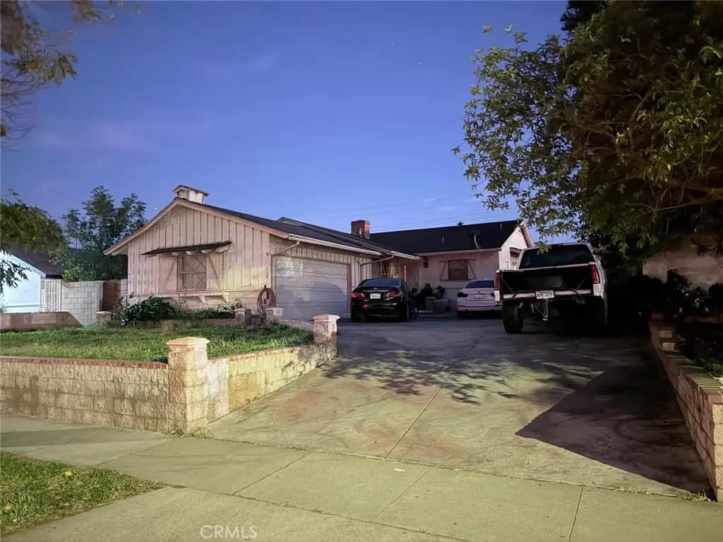 1068 W 10th, Corona, CA — listing photo 1