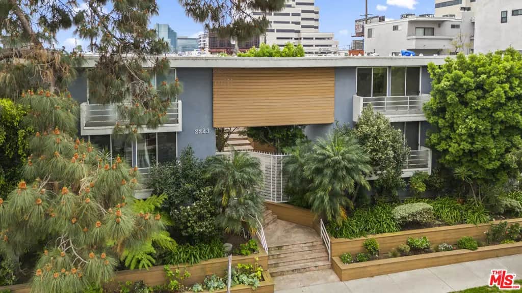 2223 S Bentley Avenue 204, Los Angeles, CA — listing photo 1