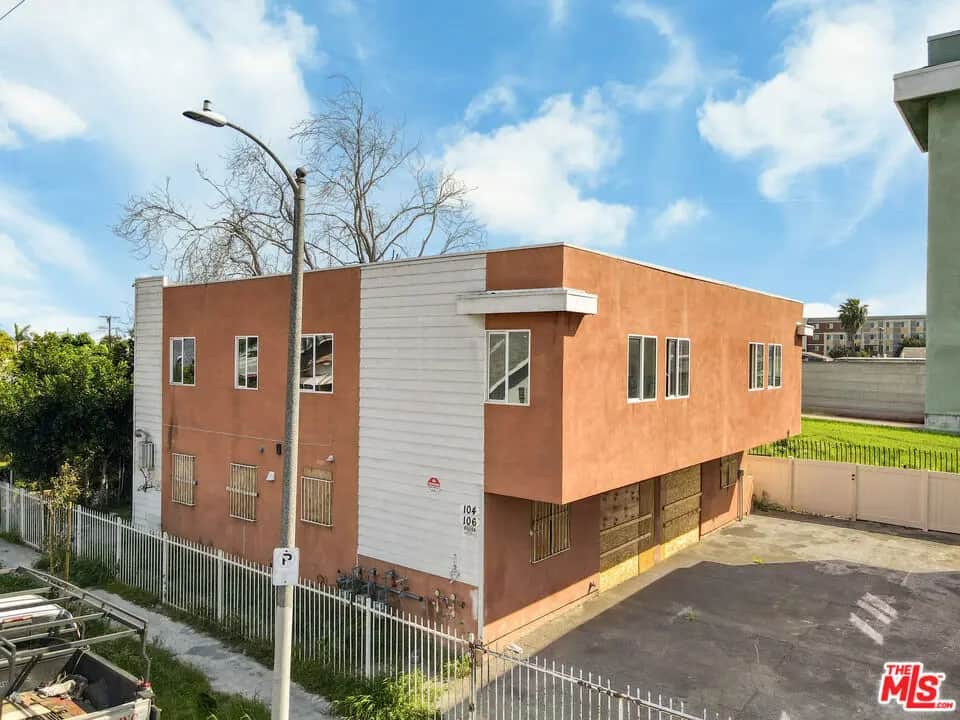 6500 S Main Street, Los Angeles, CA — listing photo 1