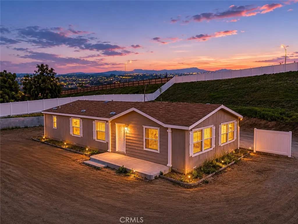 40104 Walcott, Temecula, CA — listing photo 1