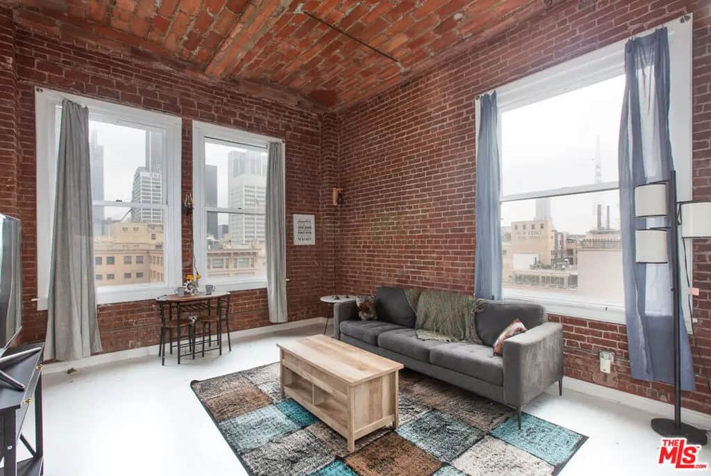 215 W 7th Street 1301, Los Angeles, CA — listing photo 1