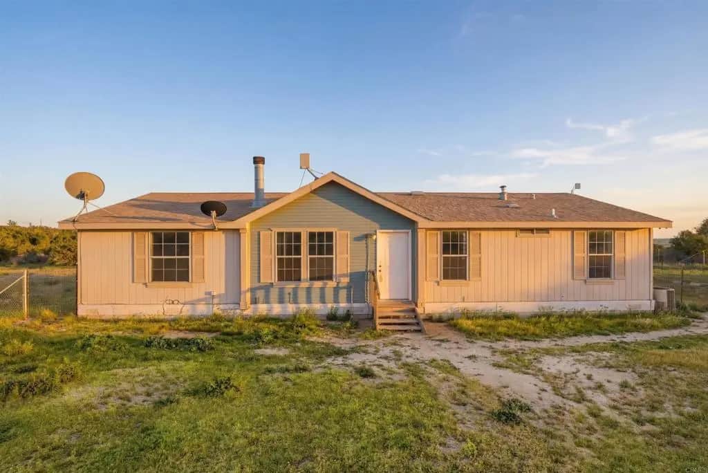 909 Tierra De Luna, Boulevard, CA — listing photo 1