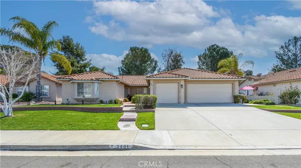 2591 Peach Tree, Hemet, CA — listing photo 1