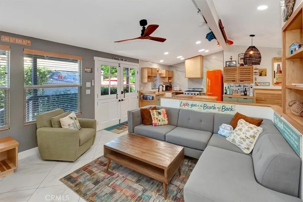 209 Tremont Drive, Newport Beach, CA — listing photo 1