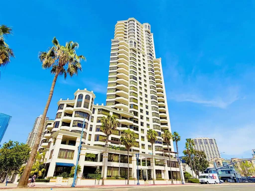 700 W Harbor Drive 1606, San Diego, CA — listing photo 1