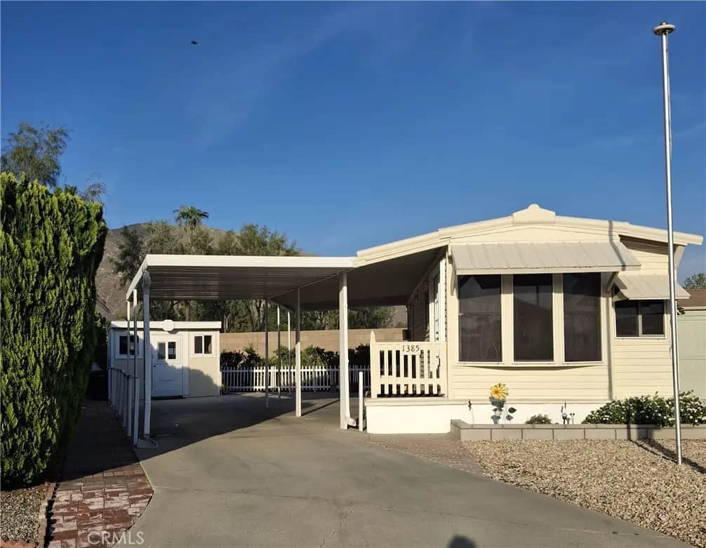 1385 Frontier Avenue, San Jacinto, CA — listing photo 1