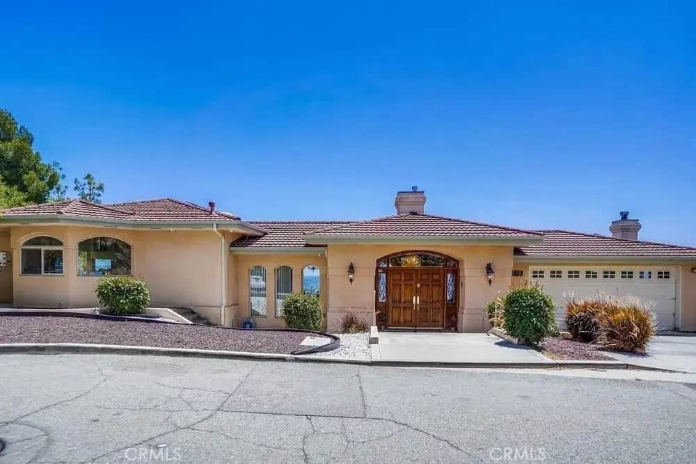876 Harrington, Glendale, CA — listing photo 1