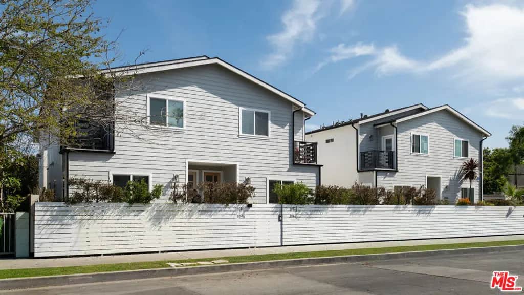 3944 S Budlong Avenue, Los Angeles, CA — listing photo 1