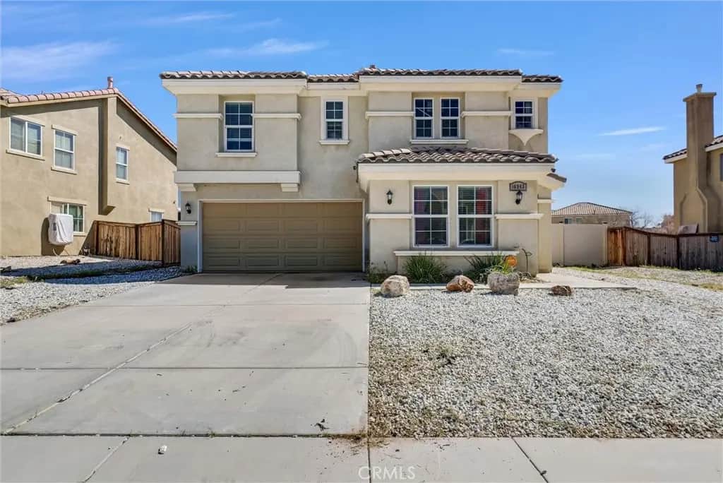 16943 Grand Triassic, Victorville, CA — listing photo 1