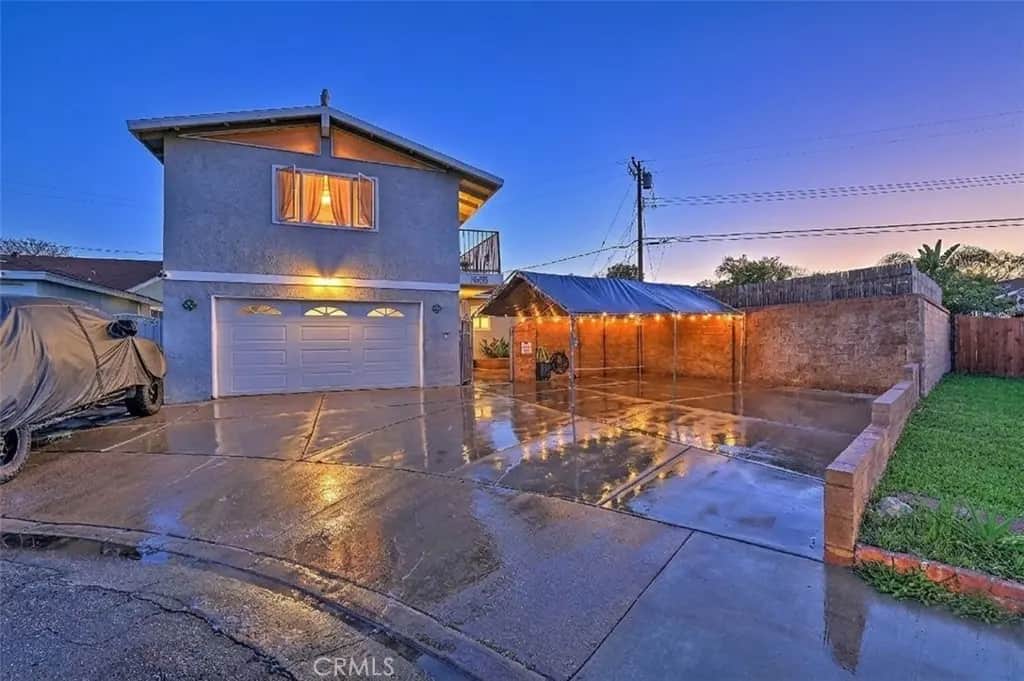 8297 E Carburton, Long Beach, CA — listing photo 1