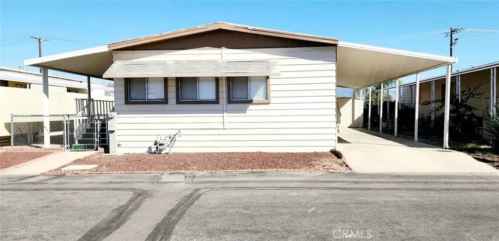 655 E Main 62, San Jacinto, CA — listing photo 1
