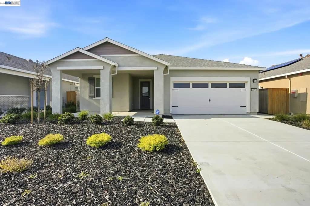 2055 Stars Dr, Rio Vista, CA — listing photo 1