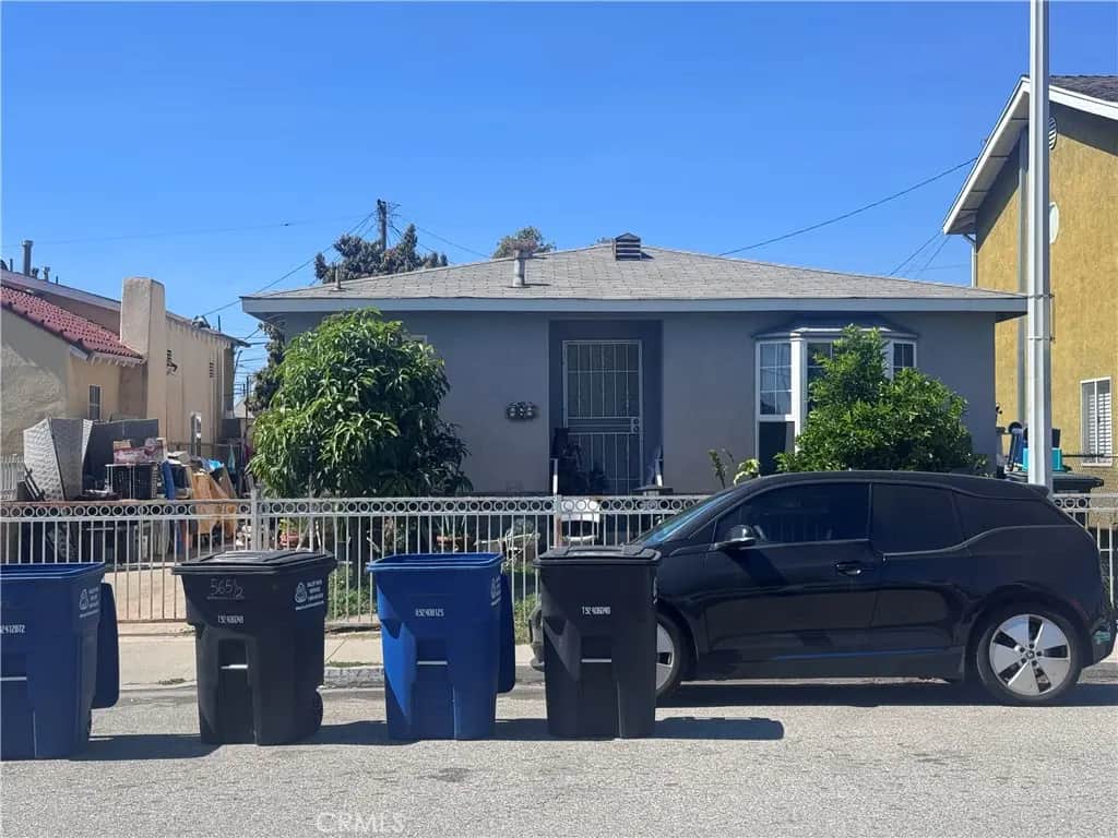 565 Margaret Avenue, Los Angeles, CA — listing photo 1