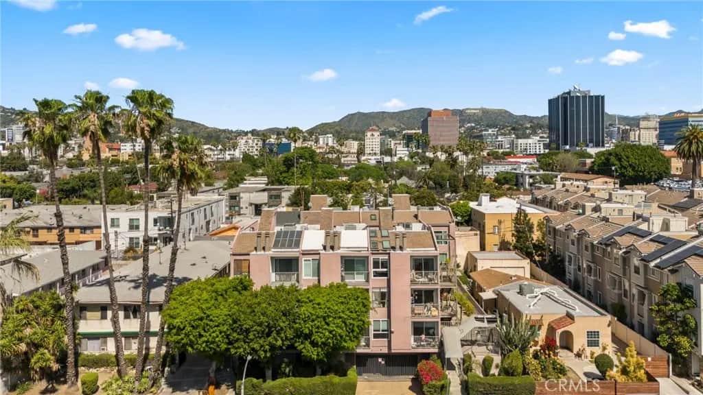 6525 La Mirada Avenue 112, Los Angeles, CA — listing photo 1