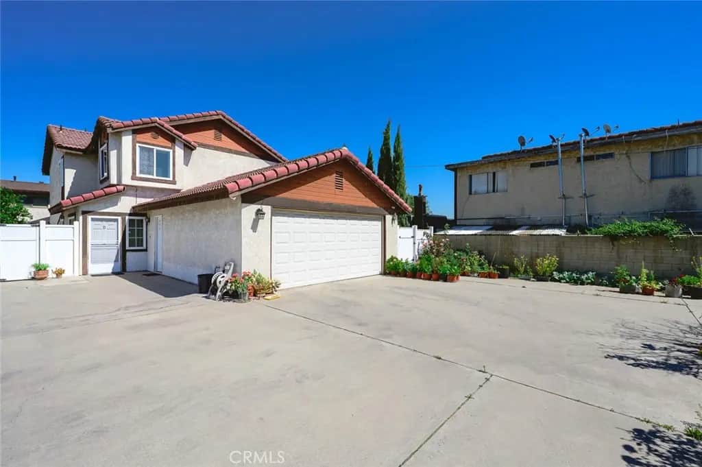 11125 Basye D, El Monte, CA — listing photo 1
