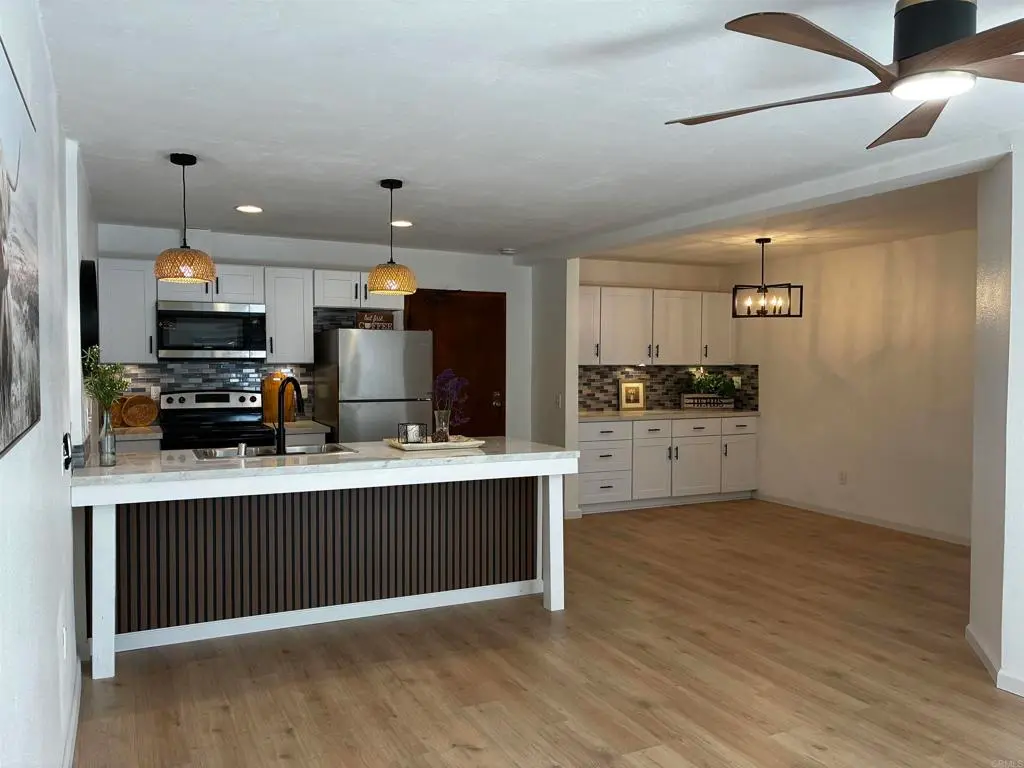 8034 Linda Vista Rd #1D, San Diego, CA — listing photo 1