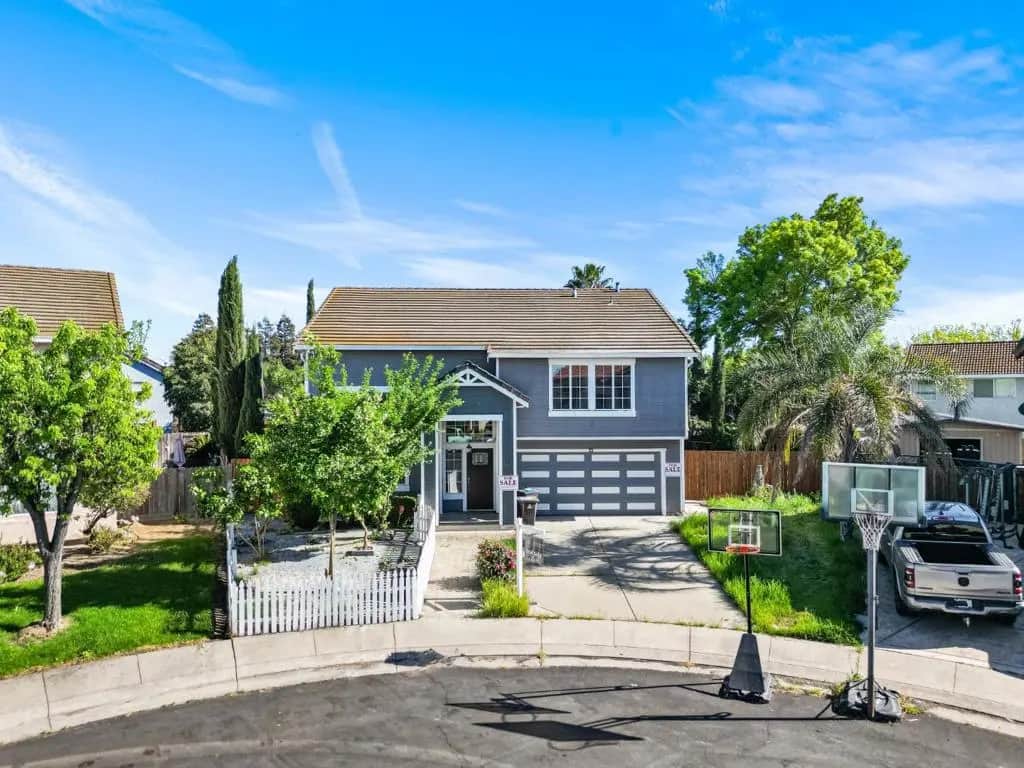 3330 Konig Court, Stockton, CA — listing photo 1