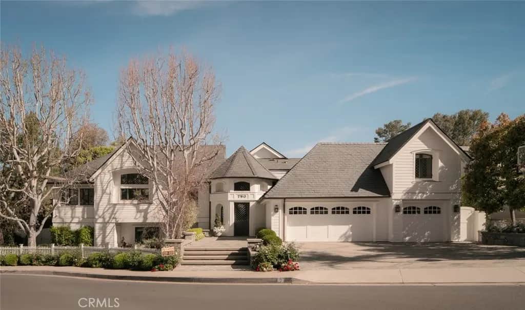 2 Royal Saint George Road, Newport Beach, CA — listing photo 1