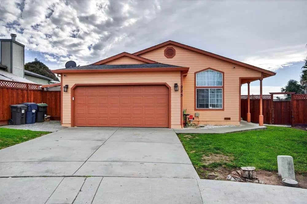 225 Kimberly, Watsonville, CA — listing photo 1