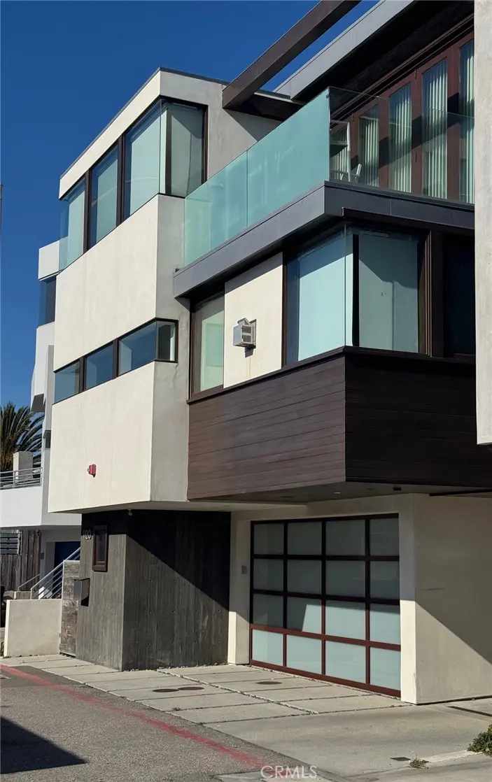 1120 Palm, Hermosa Beach, CA — listing photo 1