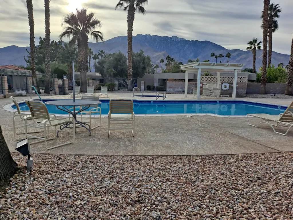1640 Sunflower Court S, Palm Springs, CA — listing photo 1