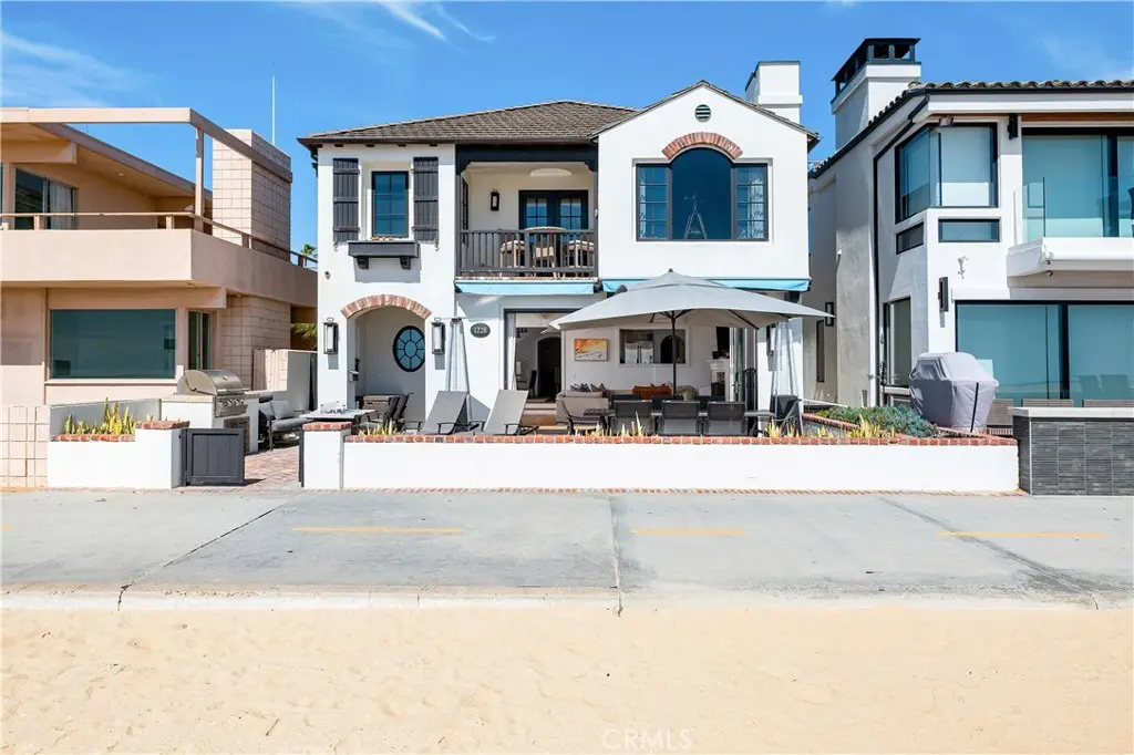 1228 W Oceanfront, Newport Beach, CA — listing photo 1