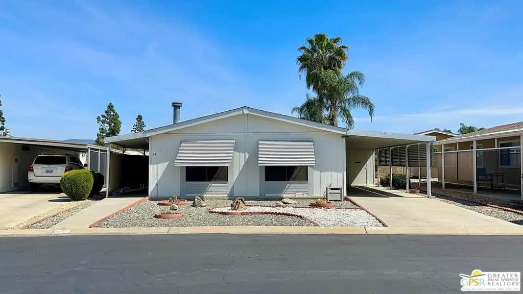 1250 N Kirby Street 34, Hemet, CA — listing photo 1