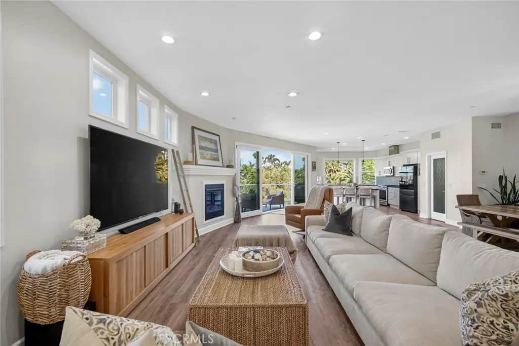 214 Avenida Montalvo 2, San Clemente, CA — listing photo 1
